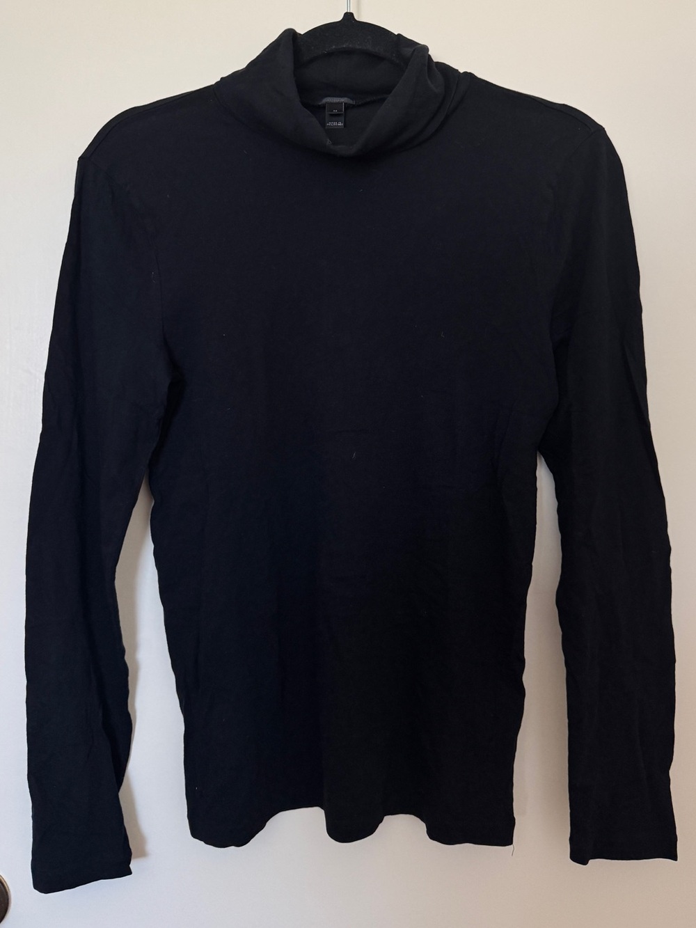 J.Crew Women’s lightweight cotton Long-Sleeve Turtleneck in black size M